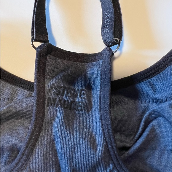 Steve Madden Racer Back Long Crop Top in Navy. Size M. - Picture 4 of 6